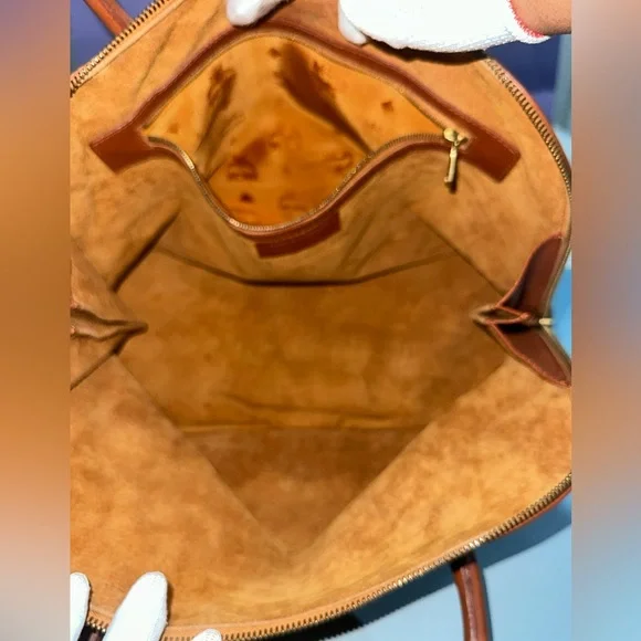 MCM Heritage Collection Tote Bag w/COA - EUC - Picture 12 of 16